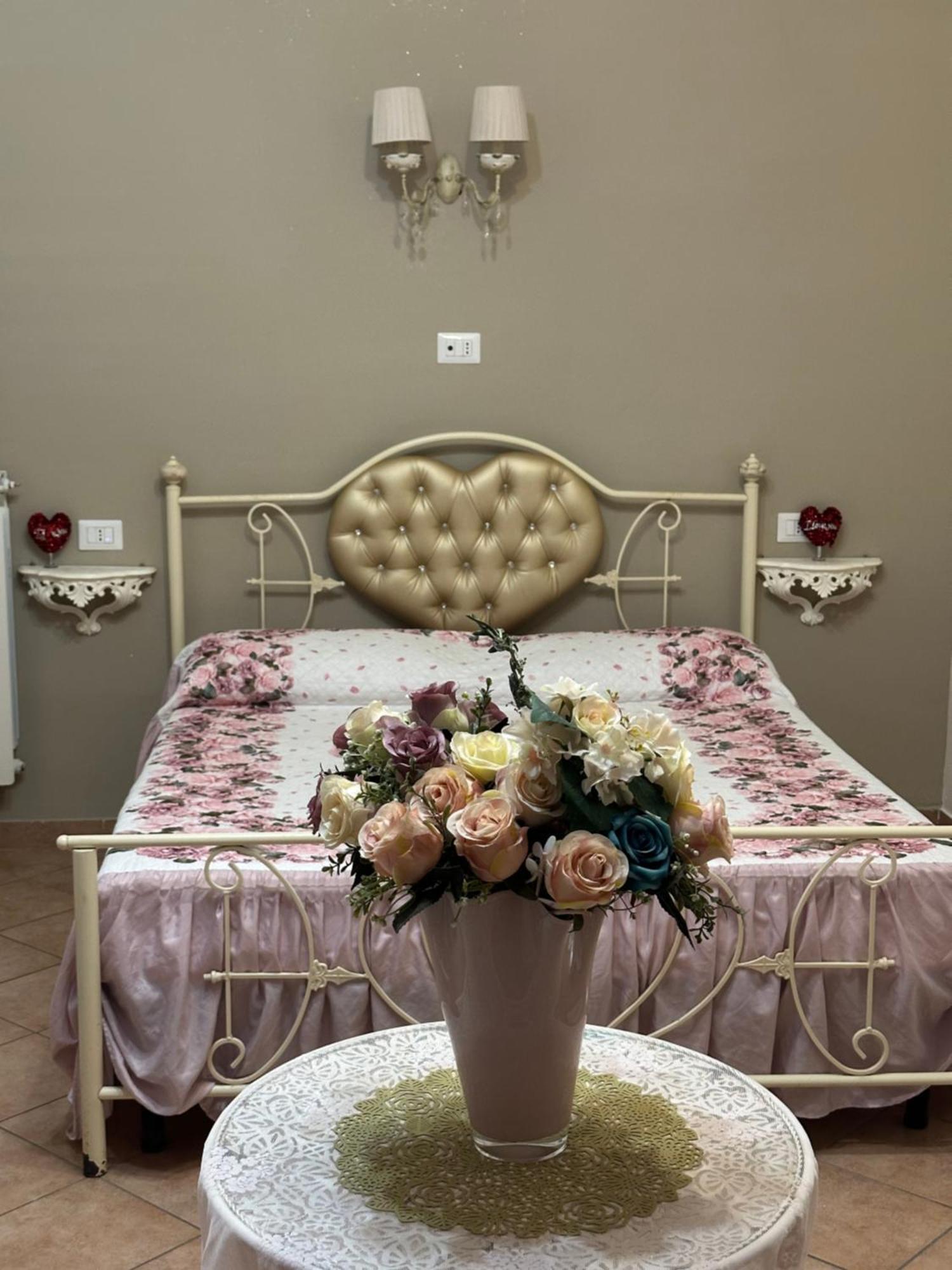 อพาร์ตเมนต์ 3 ห้องนอน 3 ห้องน้ำส่วนตัว ขนาด 85 ตร.ม. – กาซาจอเว Bed & Breakfast กาแซร์ตา ภายนอก รูปภาพ